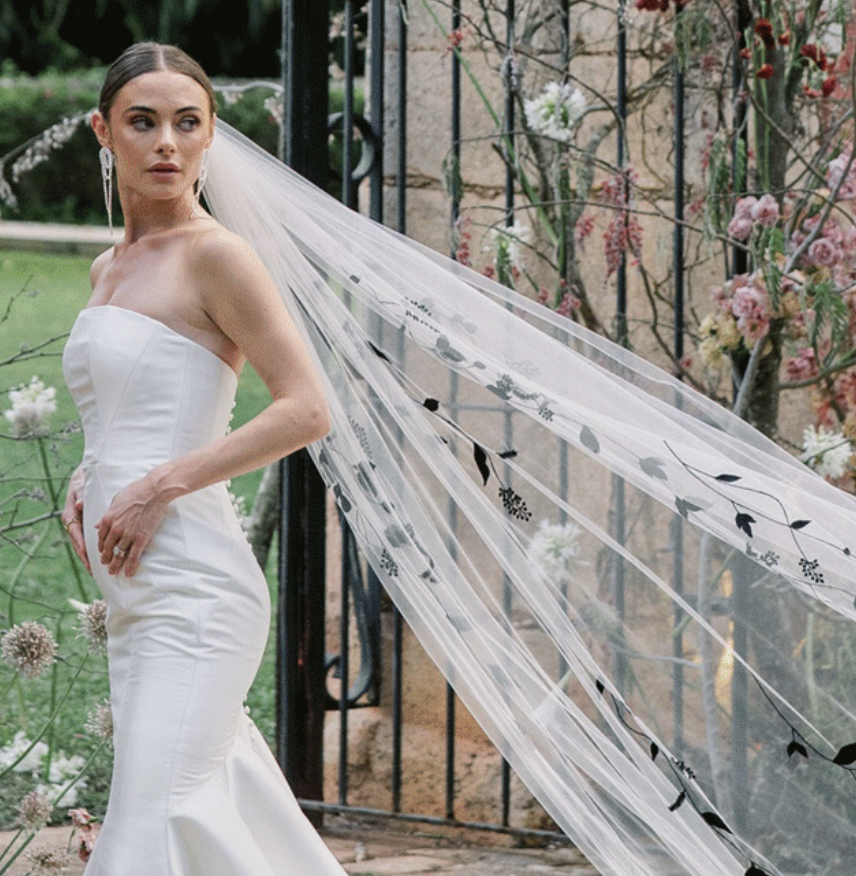 Toni Federici Veil Trunk Show