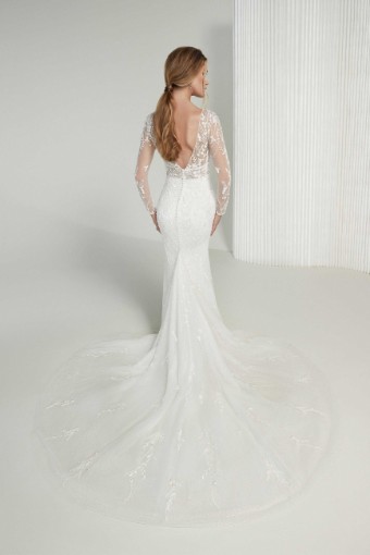 Justin Alexander Signature Style #99222 - Yoko #1 Sand thumbnail