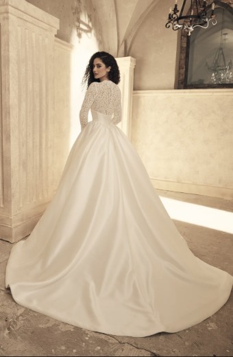 Paloma Blanca Style #P5154 #1 default Diamond thumbnail