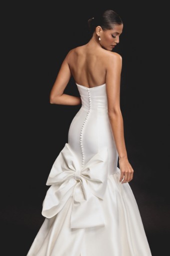 Justin Alexander Signature Style #Amaya - 99330 #3 Ivory thumbnail