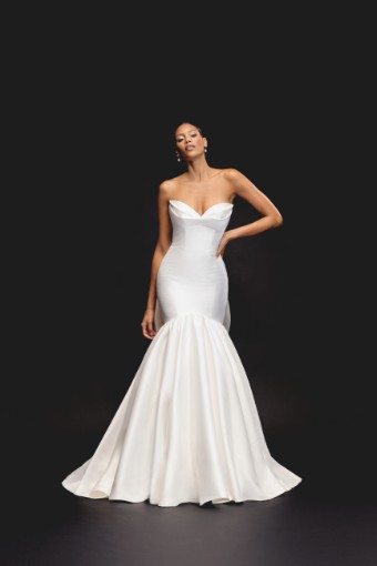 Justin Alexander Signature Style #Amaya - 99330 #0 default Ivory thumbnail