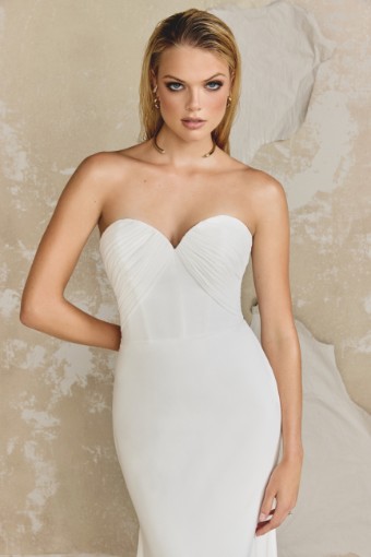 Justin Alexander Signature Style #Duffy - 99314 #1 Ivory/Latte thumbnail