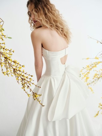 Alyne Style #Reeve - Open Back #2 default Off White thumbnail